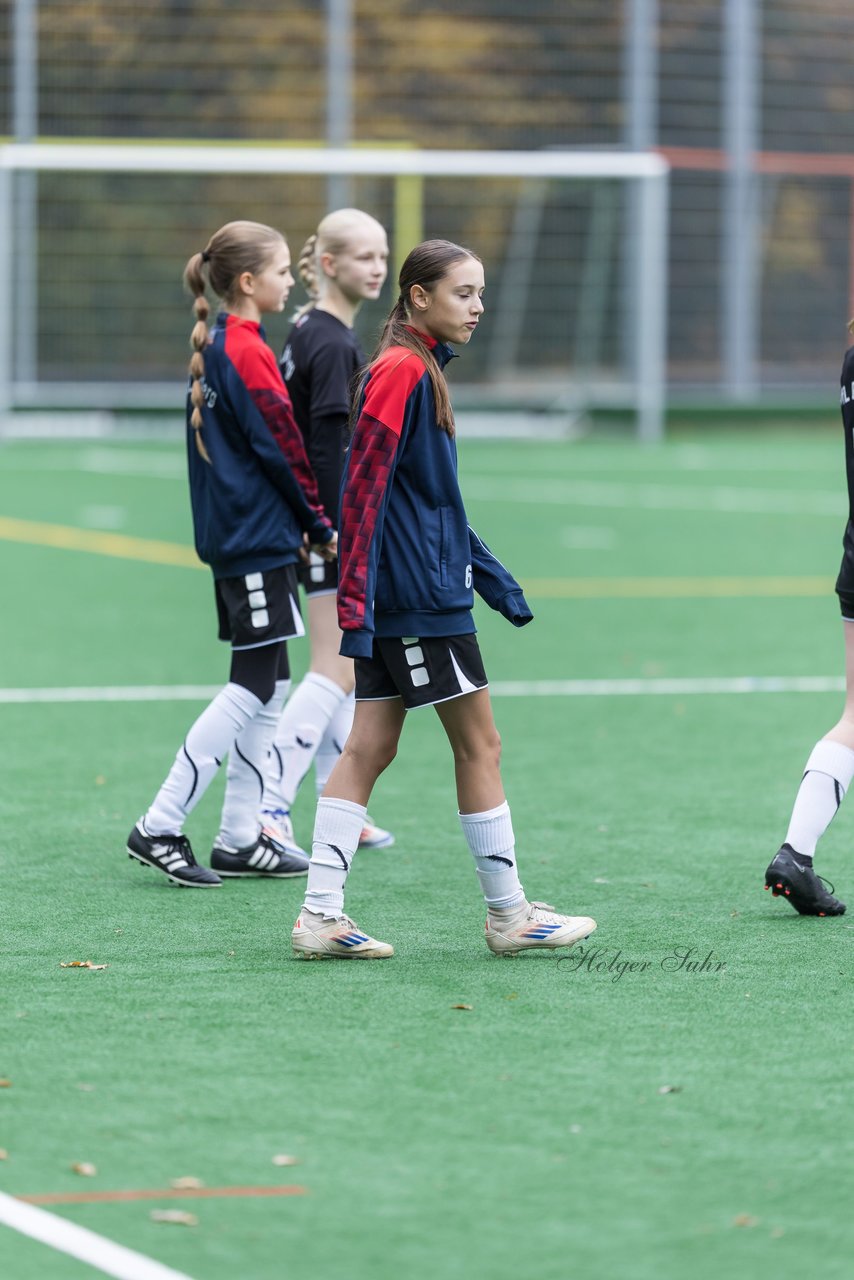 Bild 141 - wCJ VfL Pinneberg - Eimsbuettler TV : Ergebnis: 0:3